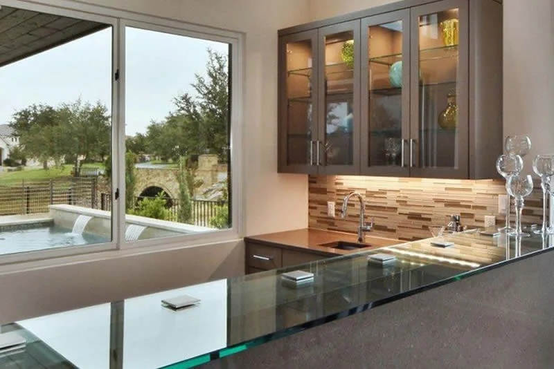 clayton-glass-mirror-residential-glass